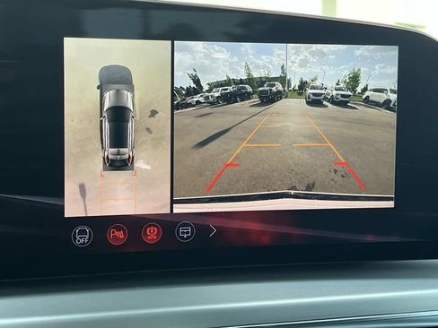 New 2026 Cadillac Lyriq V image 34