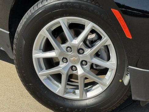Used 2024 Chevrolet Equinox LS w/ Driver Confidence II Package FWD image 34