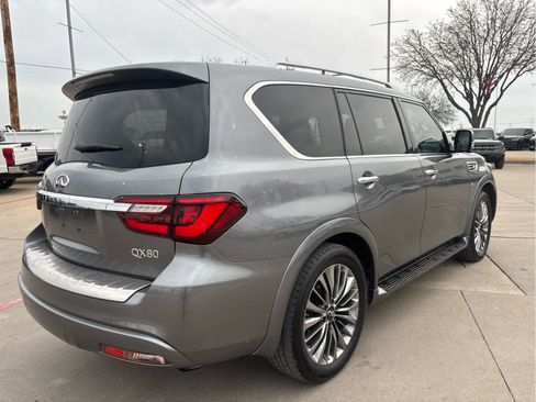 Used 2019 INFINITI QX80 Luxe w/ 22" Wheel Package image 3