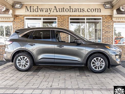 Used 2020 Ford Escape SE AWD/4WD image 5