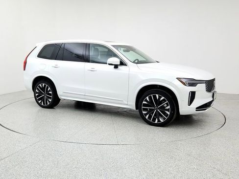 New 2025 Volvo XC90 T8 Plus w/ Protection Package Premier image 3