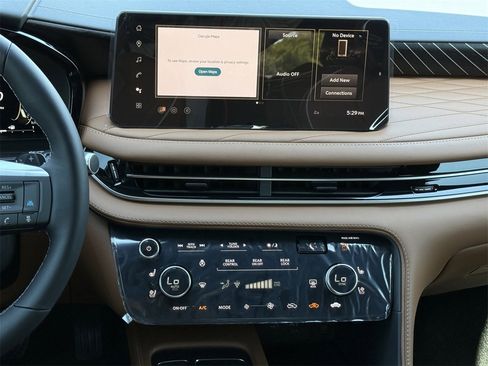 New 2026 INFINITI QX60 Autograph image 17