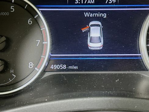 Used 2024 Nissan Sentra SV FWD image 18