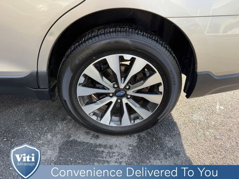 Used 2017 Subaru Outback 2.5i Limited image 13