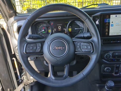 Used 2024 Jeep Wrangler Sport S w/ LED Headlamp & Fog Lamp Group image 29