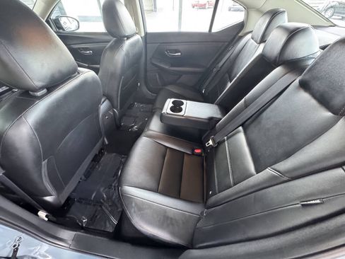 Used 2024 Nissan Sentra SR w/ SR Premium Package FWD image 31