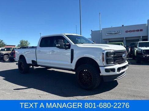 Used 2025 Ford F350 Platinum AWD/4WD image 1