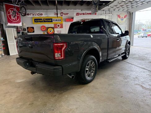 Used 2017 Ford F150 XLT w/ Equipment Group 302A Luxury image 5