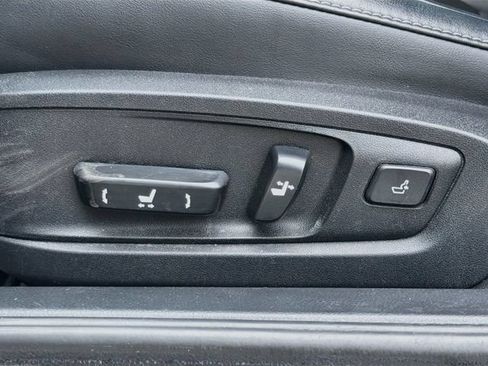 Used 2016 Lexus ES 350 w/ Premium Package w/Wood Trim FWD image 23
