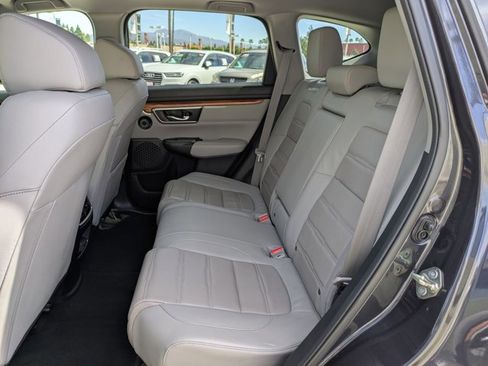 Used 2018 Honda CR-V Touring image 19