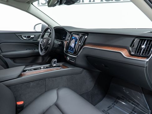 New 2026 Volvo V60 B5 Cross Country Plus w/ Climate Package image 21