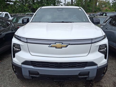 New 2026 Chevrolet Silverado EV LT image 2