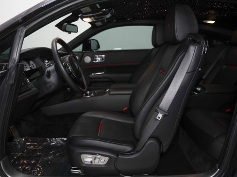 Used 2019 Rolls-Royce Wraith image 38