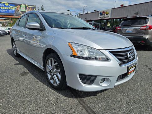Used 2015 Nissan Sentra SR FWD image 3