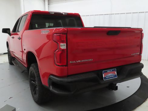 Used 2021 Chevrolet Silverado 1500 Custom Trail Boss AWD/4WD image 6