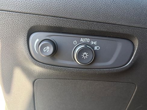 Used 2026 Buick Encore GX Sport Touring w/ Advanced Technology Package FWD image 20