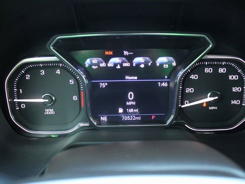 Used 2021 GMC Yukon XL SLT image 15