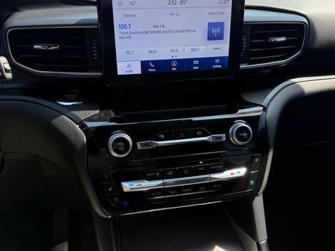 Used 2023 Ford Explorer ST w/ Equipment Group 401A image 17