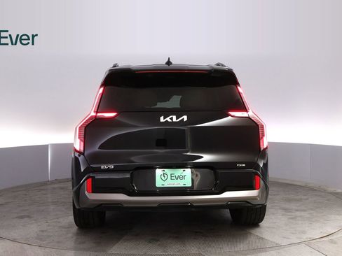 Used 2024 Kia EV9 GT-Line image 15
