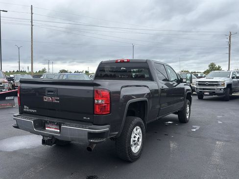 Used 2015 GMC Sierra 2500 SLE w/ SLE Preferred Package AWD/4WD image 5