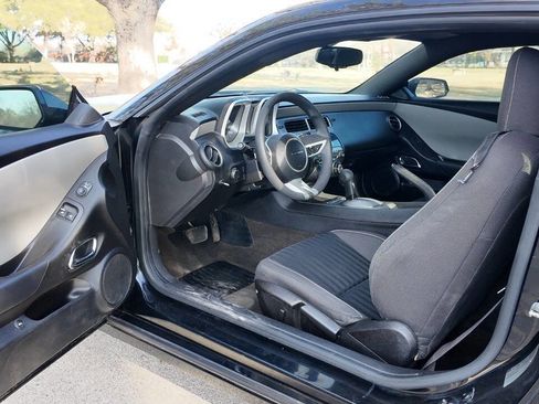 Used 2011 Chevrolet Camaro LS w/ Bluetooth Package image 12