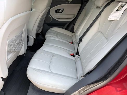 Used 2019 Land Rover Range Rover Evoque SE Premium AWD/4WD image 11
