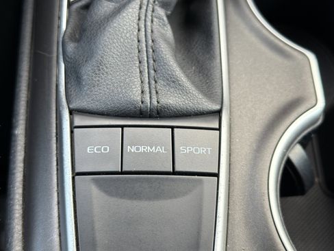 Used 2024 Toyota Camry LE image 21