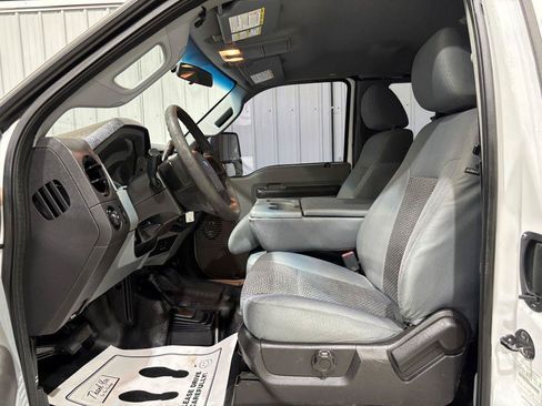 Used 2014 Ford F250 XL AWD/4WD image 11