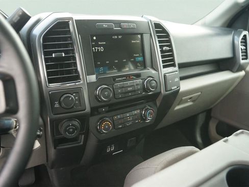 Used 2018 Ford F150 XLT w/ Equipment Group 302A Luxury AWD/4WD image 26