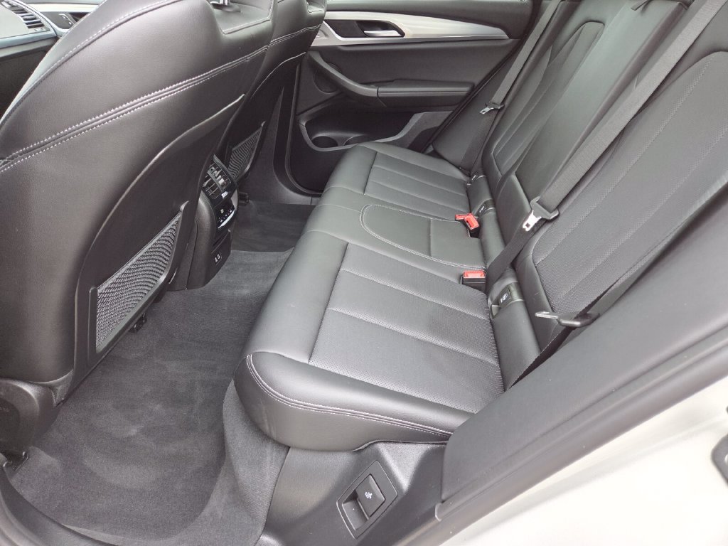 Used 2024 BMW X3 sDrive30i w/ Convenience Package RWD image 23
