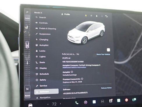 Used 2022 Tesla Model X image 26