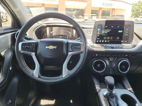 Certified 2023 Chevrolet Blazer LT w/ Convenience Package FWD image 11