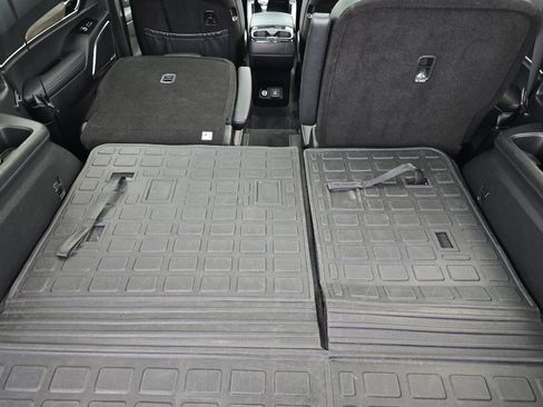 Used 2022 Kia Telluride SX w/ SX Prestige Package AWD/4WD image 16