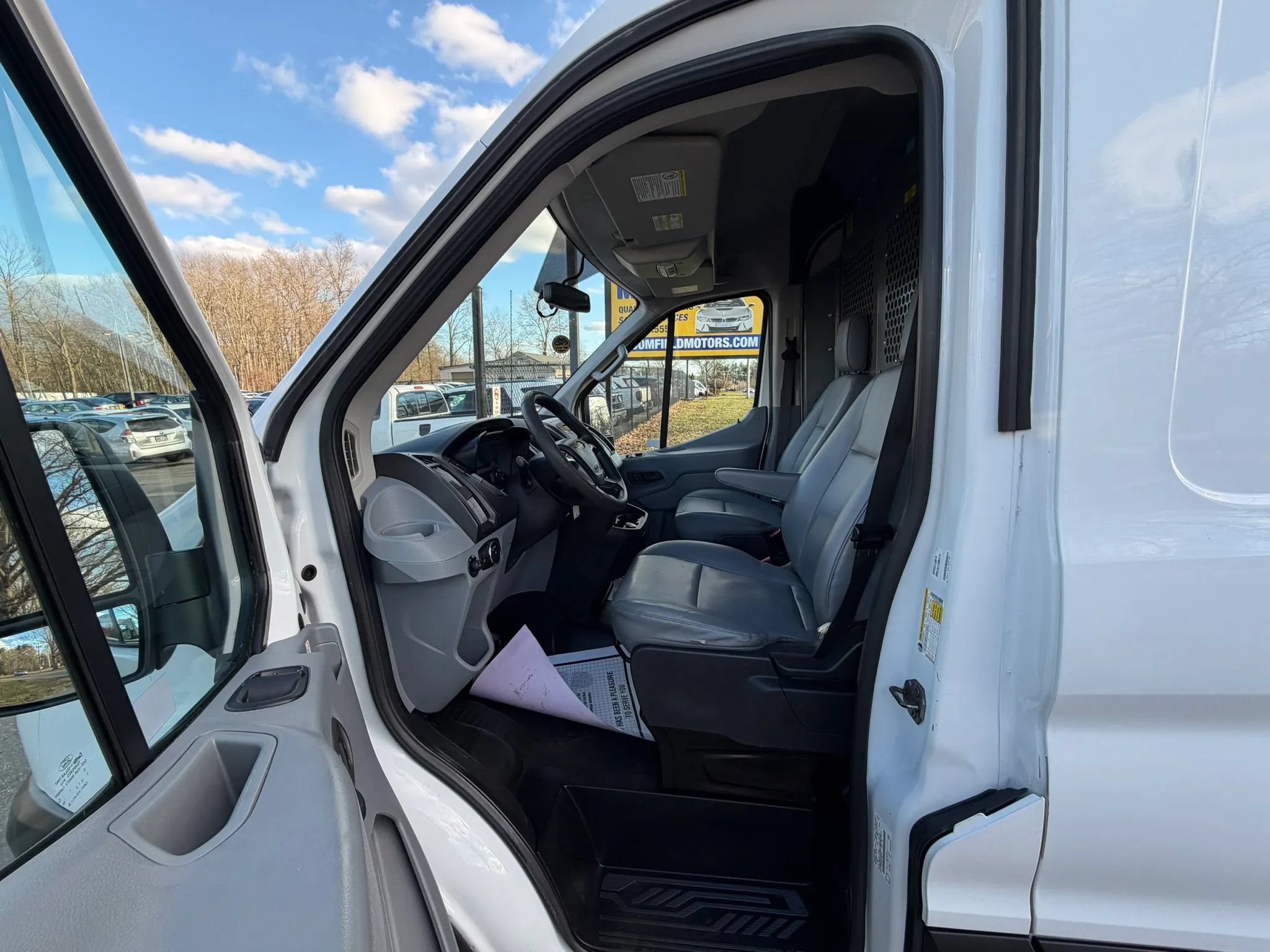 Used 2019 Ford Transit 250 148 Medium Roof RWD image 10