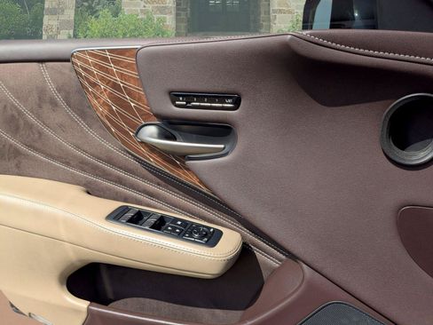 Certified 2020 Lexus LS 500 w/ Interior Upgrade Package RWD image 8