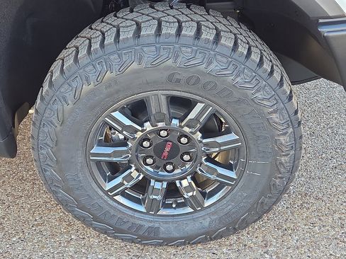 New 2026 GMC Sierra 1500 AT4X image 6