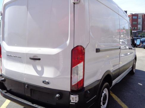 Used 2020 Ford Transit 150 Medium Roof w/ Load Area Protection Package RWD image 15