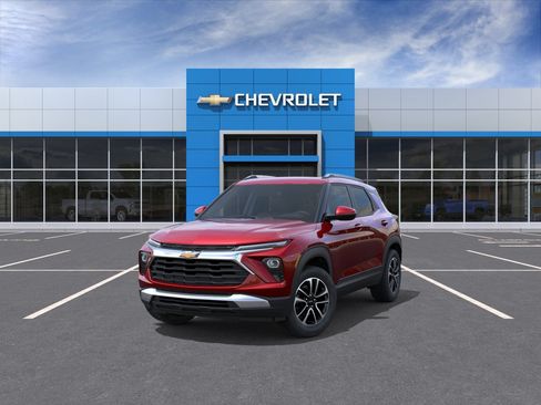 New 2026 Chevrolet TrailBlazer LT w/ Convenience Package AWD/4WD image 8