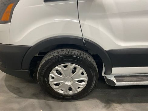 Used 2025 Ford Transit 250 Low Roof w/ Exterior Upgrade Package RWD image 6