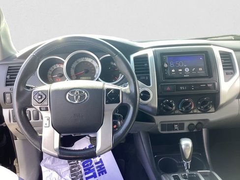 Used 2014 Toyota Tacoma 4x4 Access Cab V6 w/ SR5 Package image 10