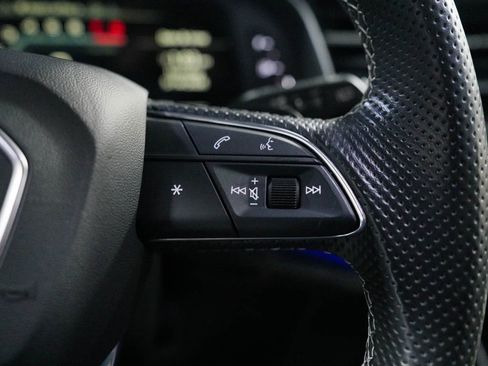 Used 2023 Audi SQ8 Premium Plus w/ SQ8 Luxury Package AWD/4WD image 26