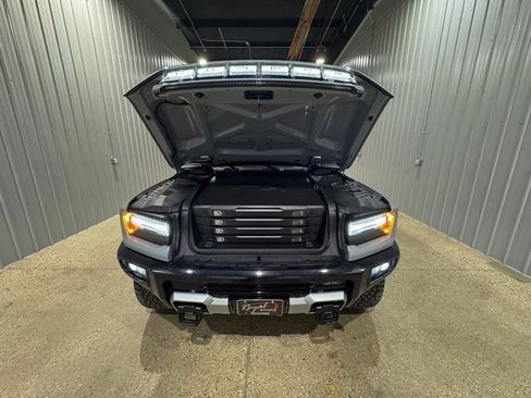 Used 2024 GMC Hummer EV 3X image 10