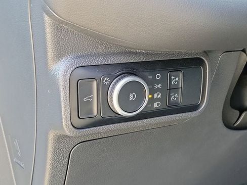 Certified 2025 Ford Explorer ST-Line AWD/4WD image 8