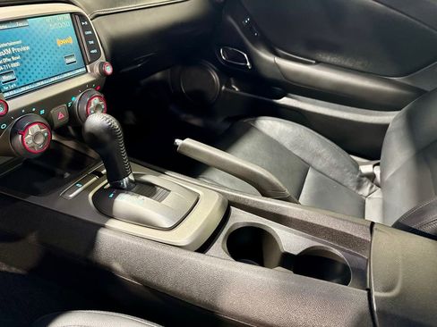 Used 2014 Chevrolet Camaro SS image 19