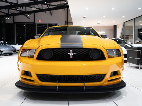 Used 2013 Ford Mustang Boss 302 image 31