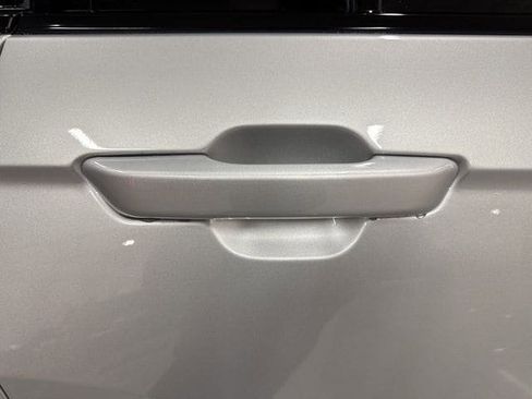 New 2025 Jeep Grand Cherokee Limited AWD/4WD image 19