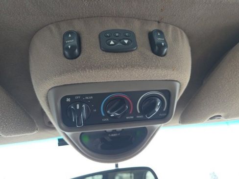 Used 2004 Ford Excursion Limited image 17