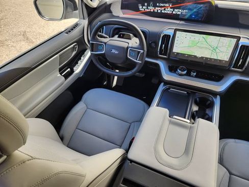New 2027 Ford Expedition Max Platinum w/ Platinum Ultimate Package AWD/4WD image 10