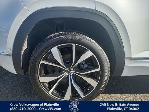 Certified 2025 Volkswagen Atlas Cross Sport SEL Premium R-Line image 19