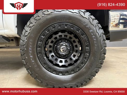 Used 2006 Chevrolet Silverado 2500 LT w/ Heavy-Duty Power Package AWD/4WD image 6